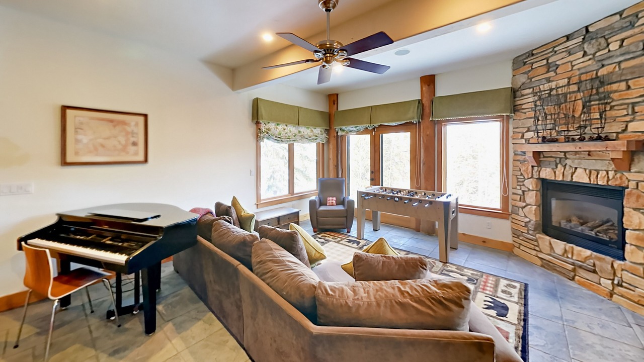 Photo of Livingroom in Tabernash