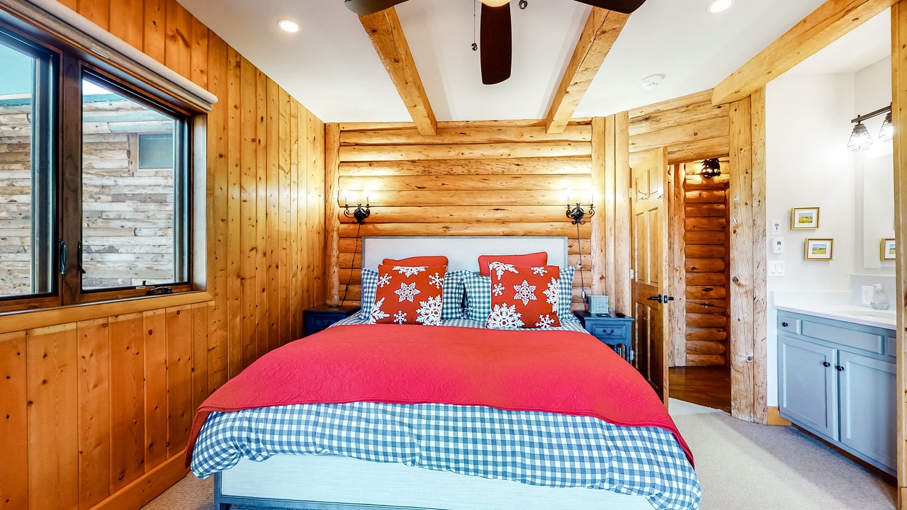 Photo of Bedroom in Steamboat Springs
