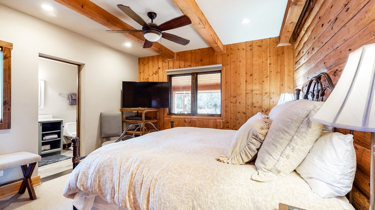 Photo of Bedroom in Steamboat Springs