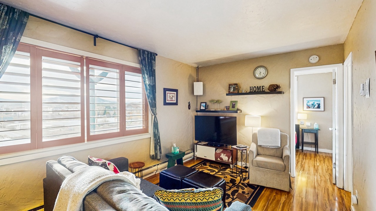 Photo of Livingroom in Fraser