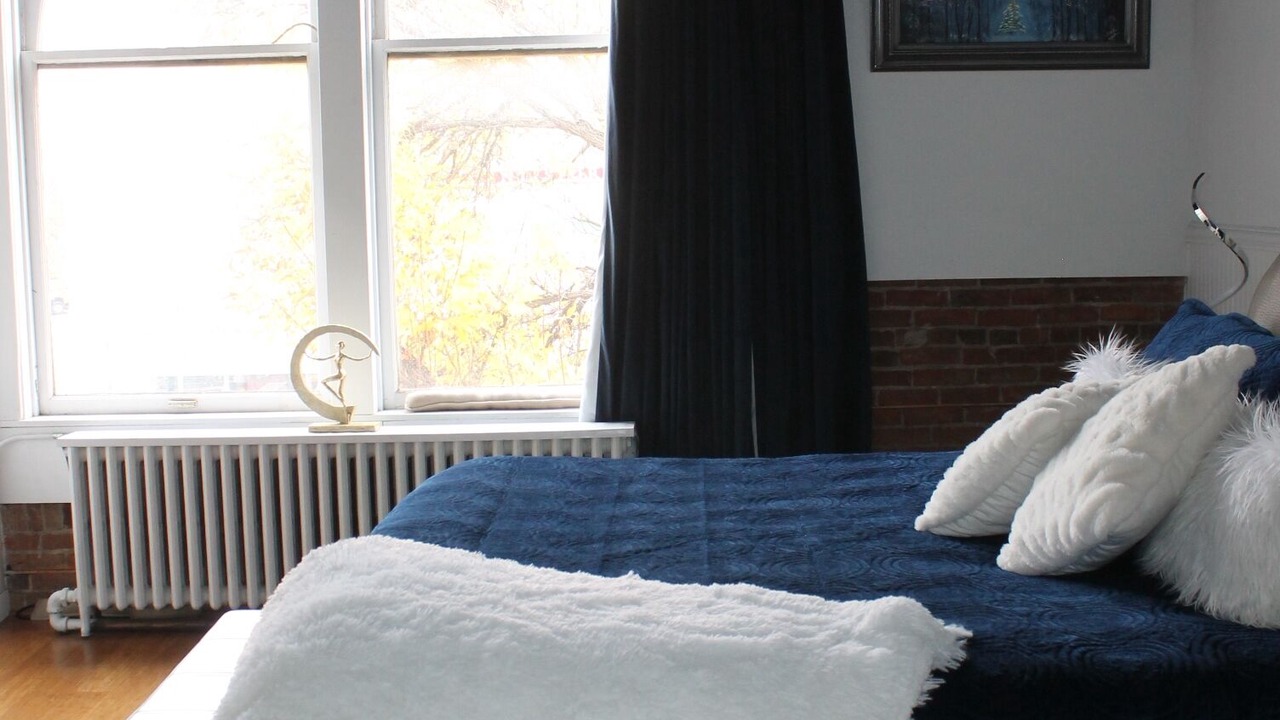Photo of Bedroom in Delta