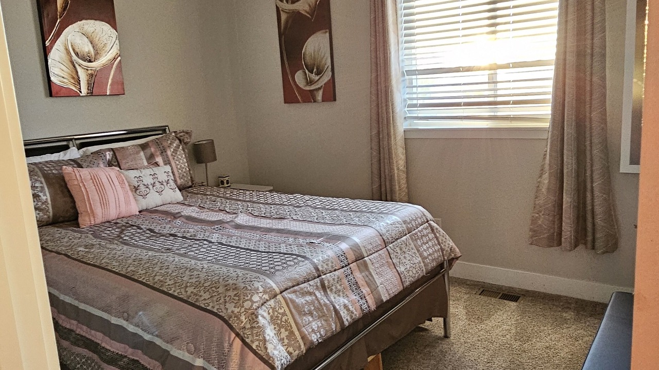 Photo of Bedroom in Greeley