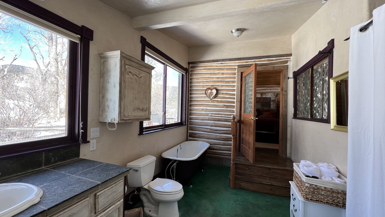 Photo of Bathroom in Carbondale