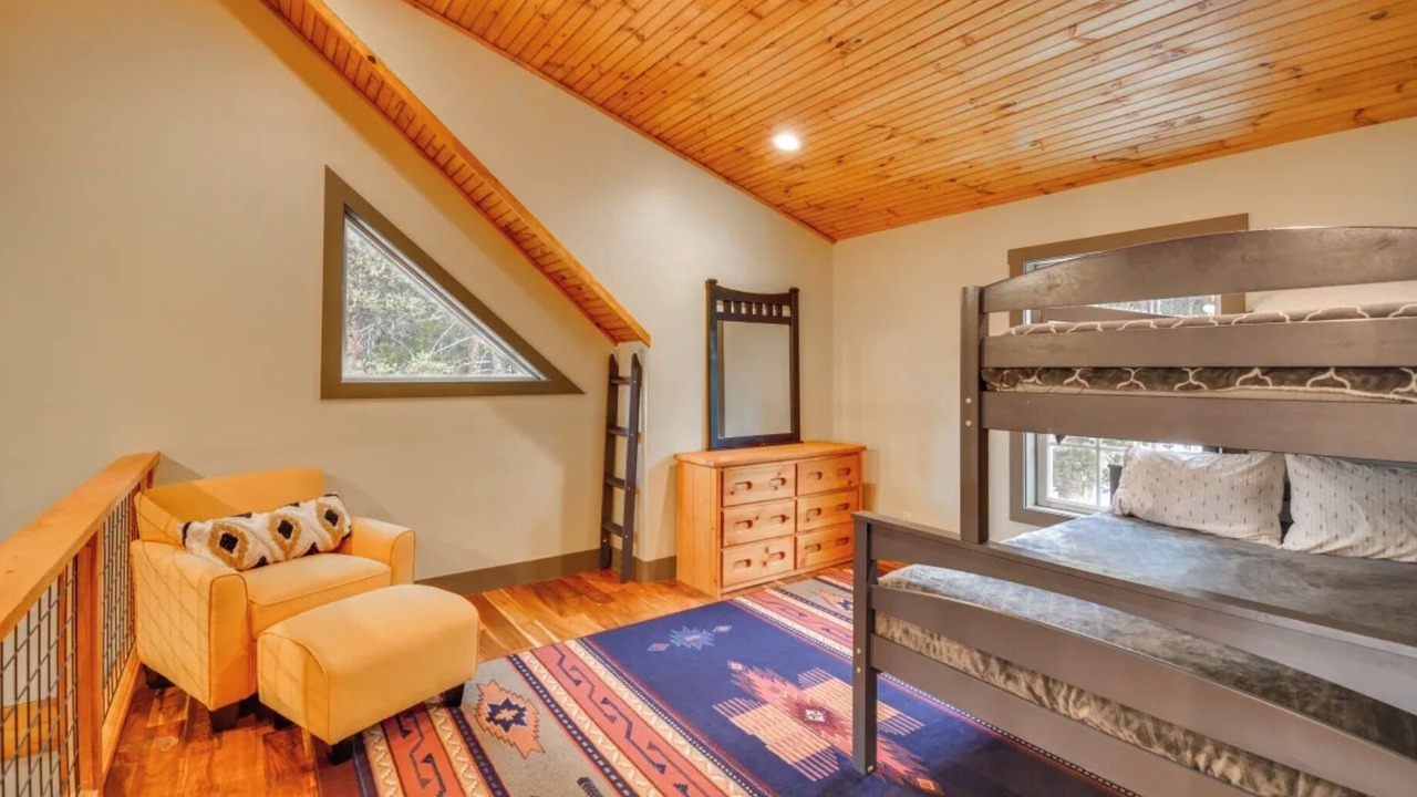 Photo of Bedroom in Alma
