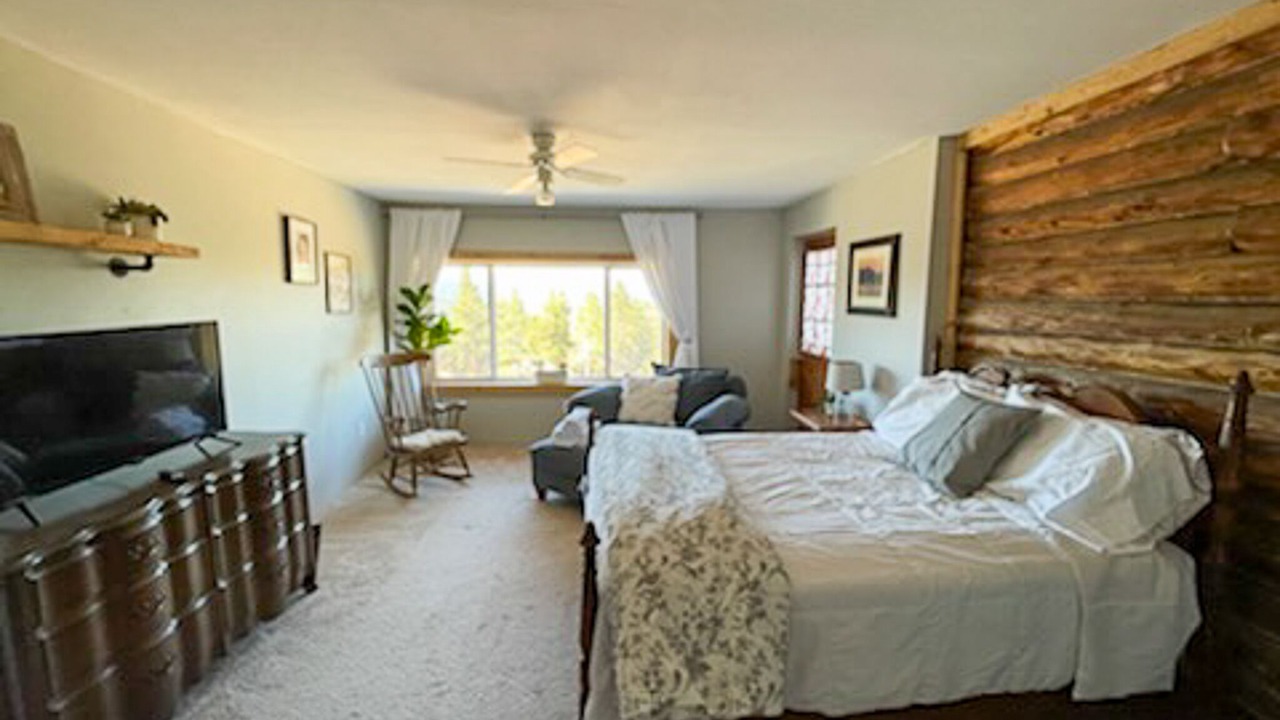 Photo of Bedroom in Black Hawk