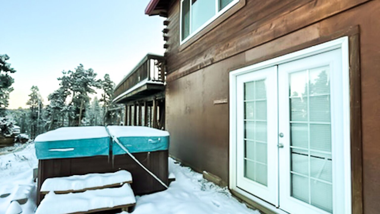 Photo of Outdoor in Black Hawk