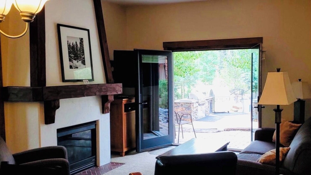 Photo of Livingroom in Copper Mountain Village