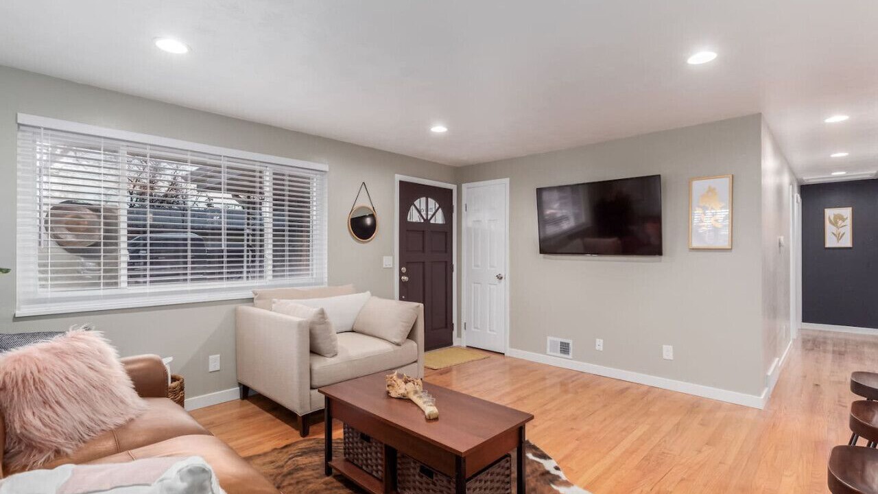 Photo of Livingroom in Berkley