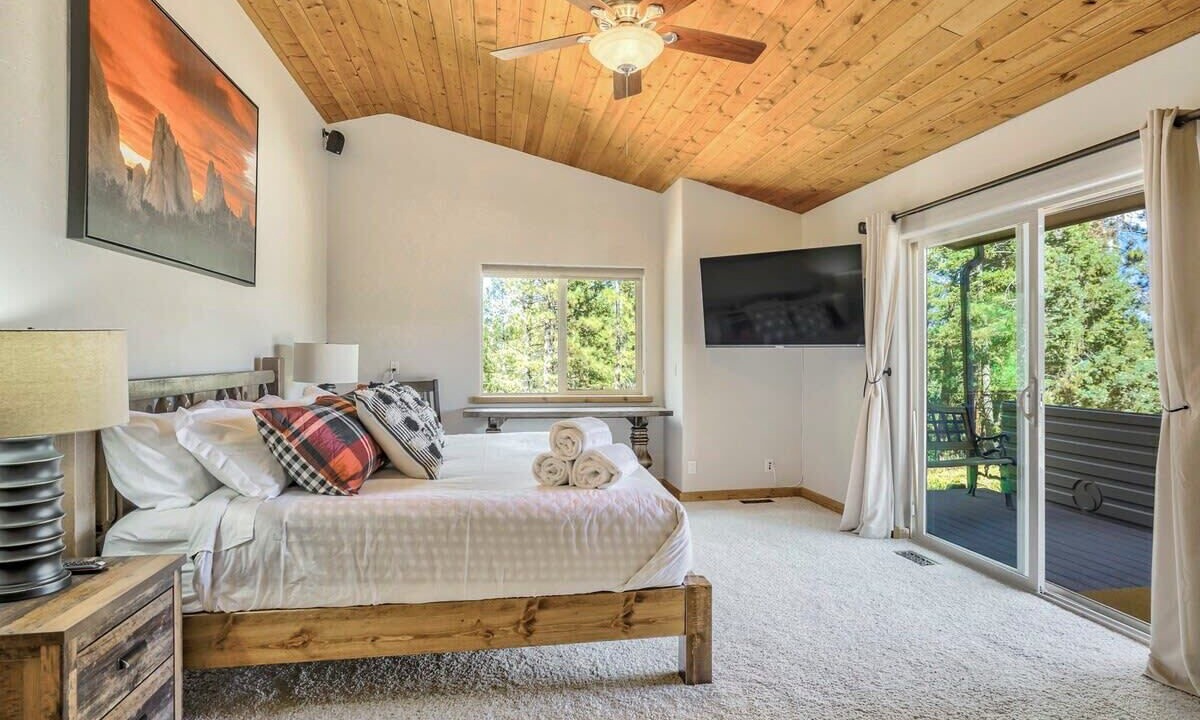 Photo of Bedroom in Woodland Park