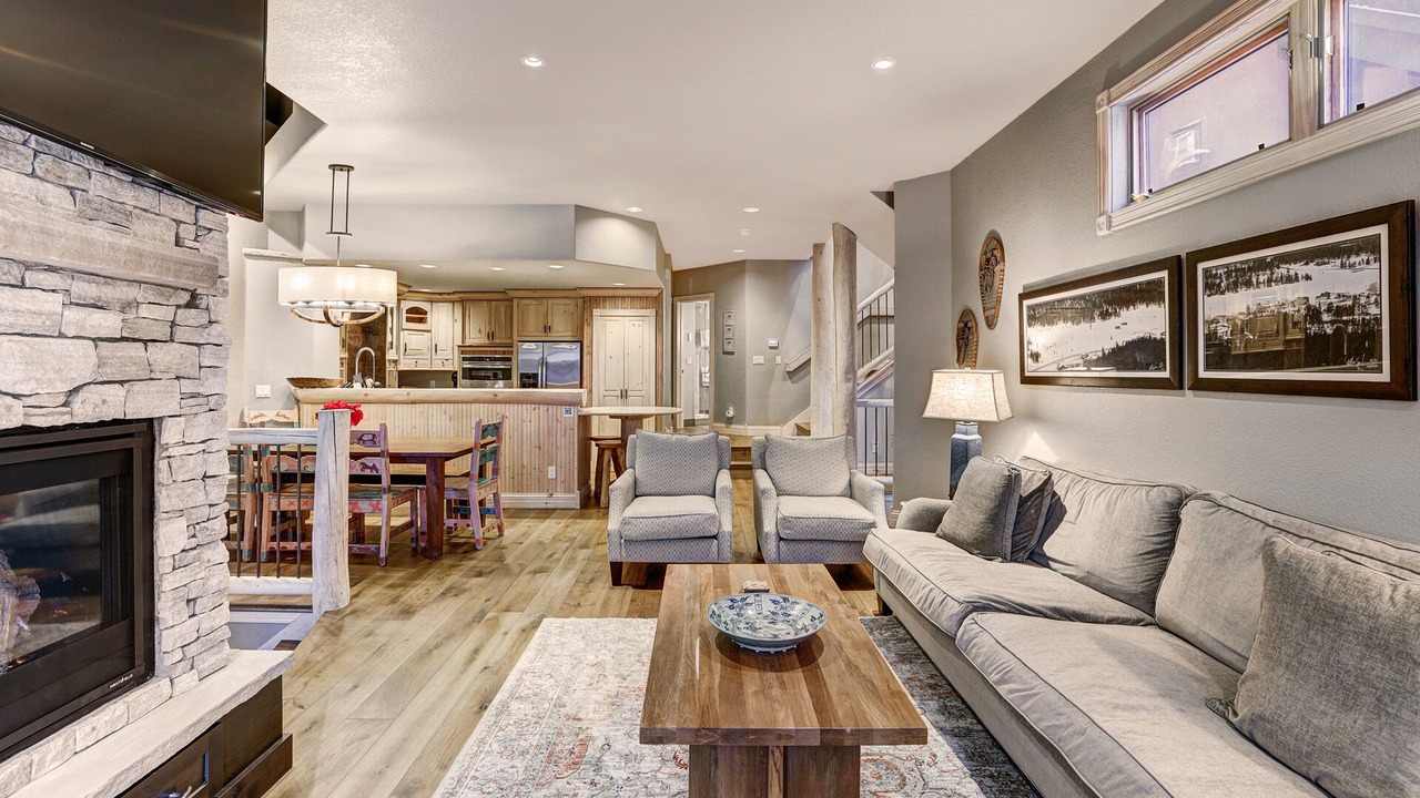 Photo of Livingroom in Christie Heights