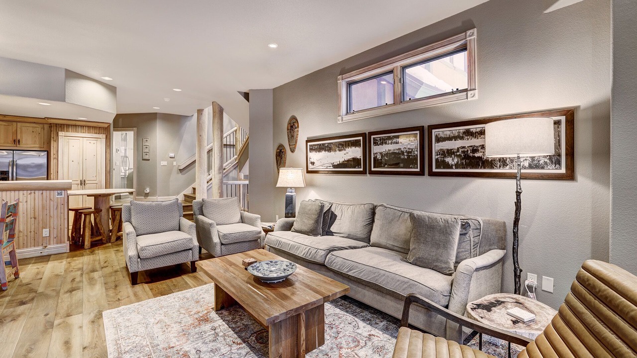 Photo of Livingroom in Christie Heights