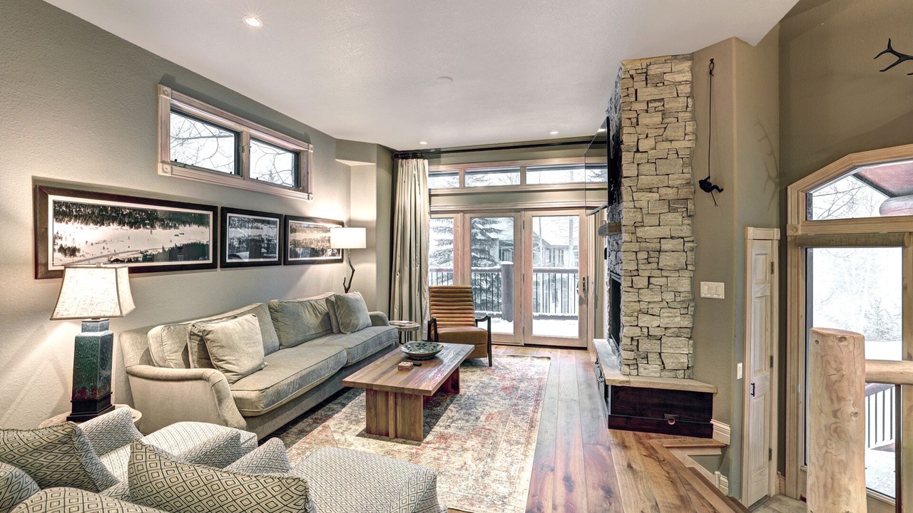 Photo of Livingroom in Christie Heights