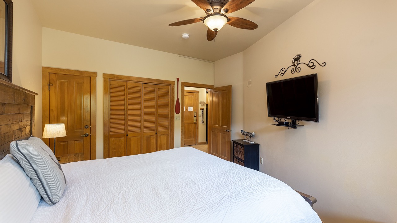 Photo of Bedroom in River Run