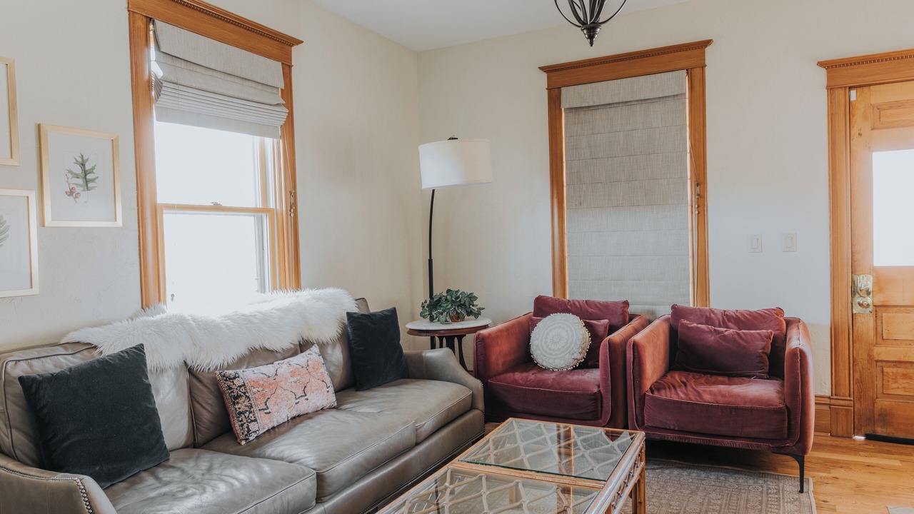 Photo of Livingroom in Central Colorado Springs