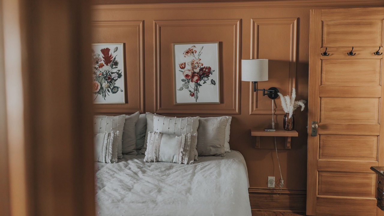 Photo of Bedroom in Central Colorado Springs