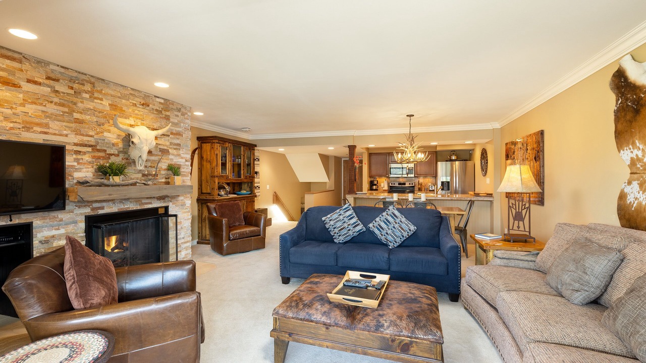 Photo of Livingroom in Keystone