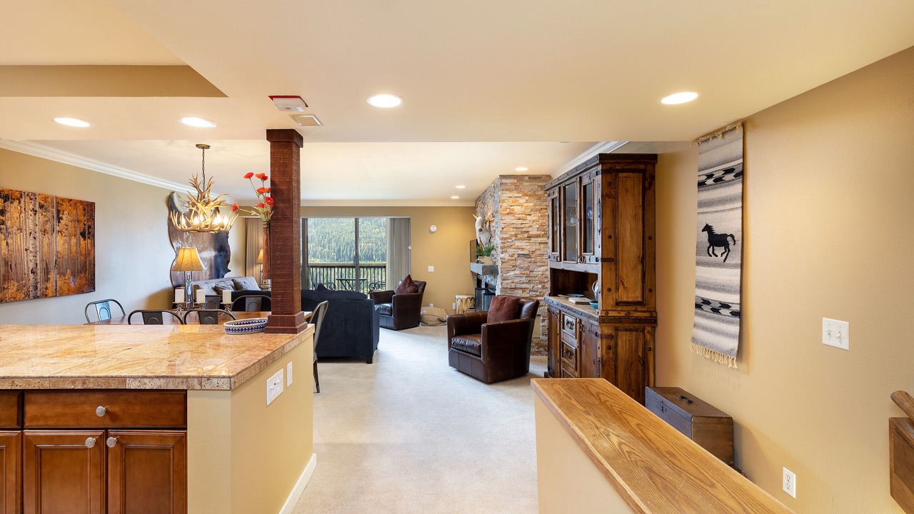 Photo of Livingroom in Keystone