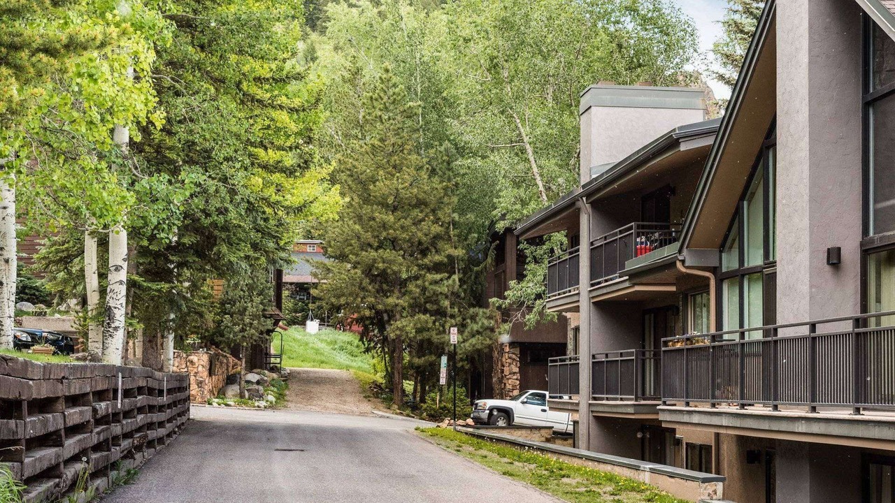 Photo of Others in Aspen