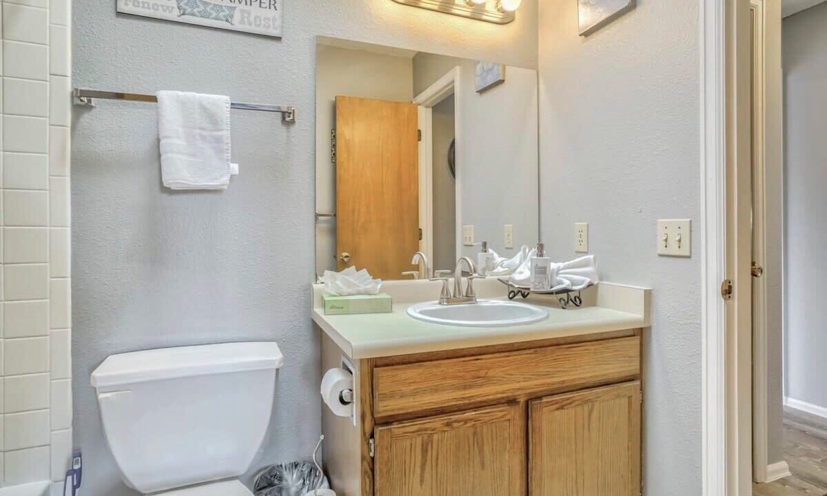 Photo of Bathroom in Security-Widefield
