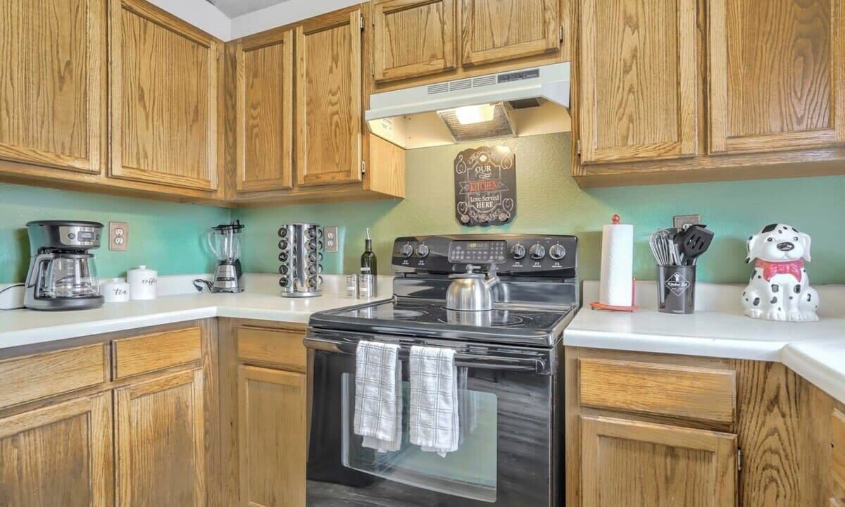 Photo of Kitchen in Security-Widefield