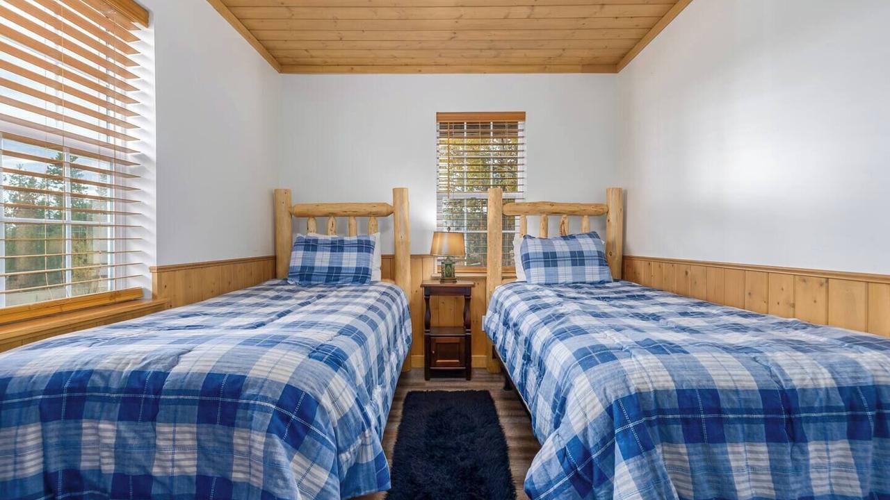Photo of Bedroom in Grand Lake