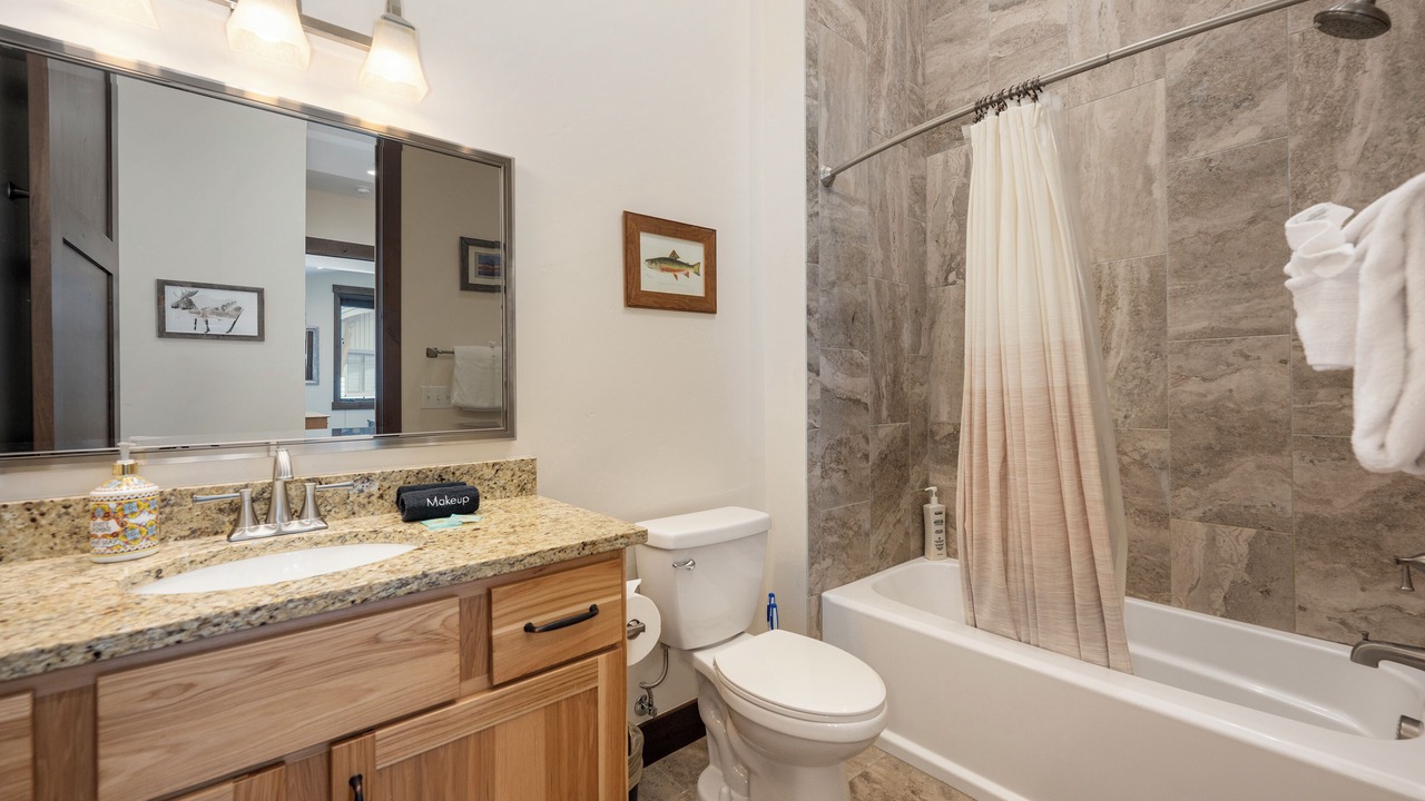 Photo of Bathroom in Fraser