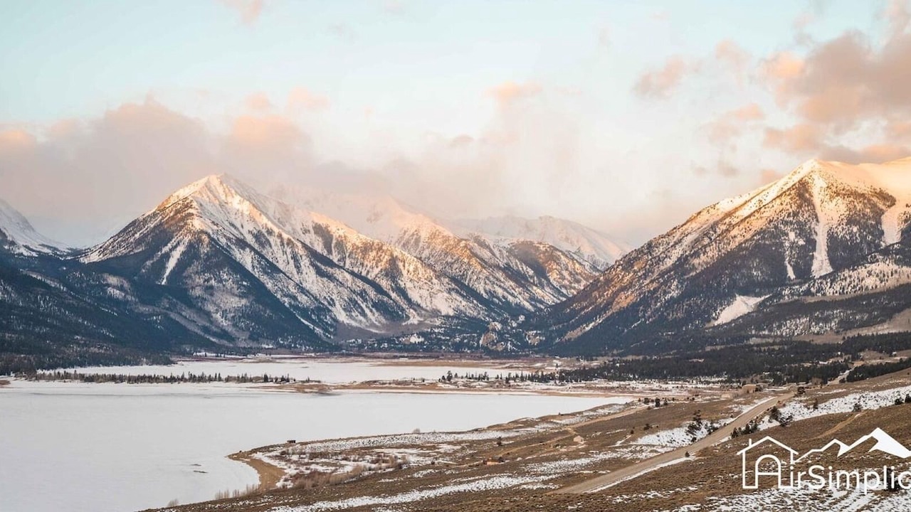 Photo of Others in Twin Lakes