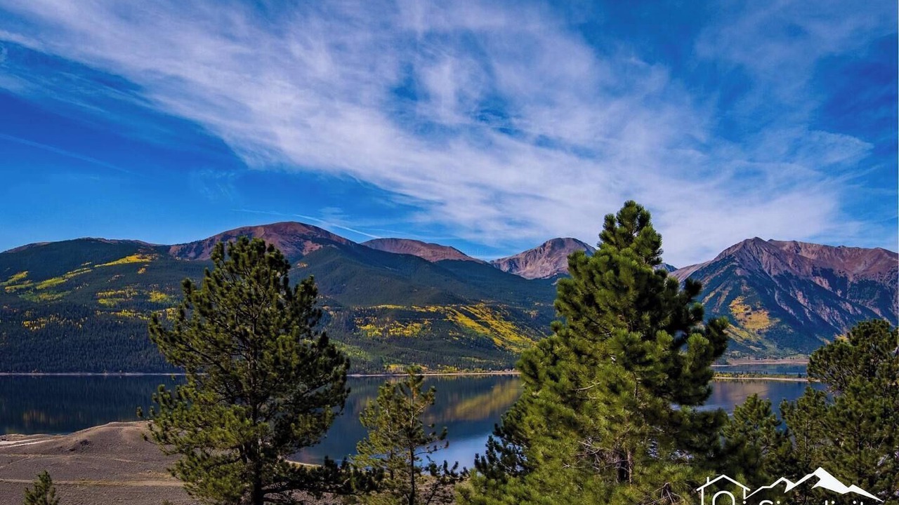 Photo of Others in Twin Lakes