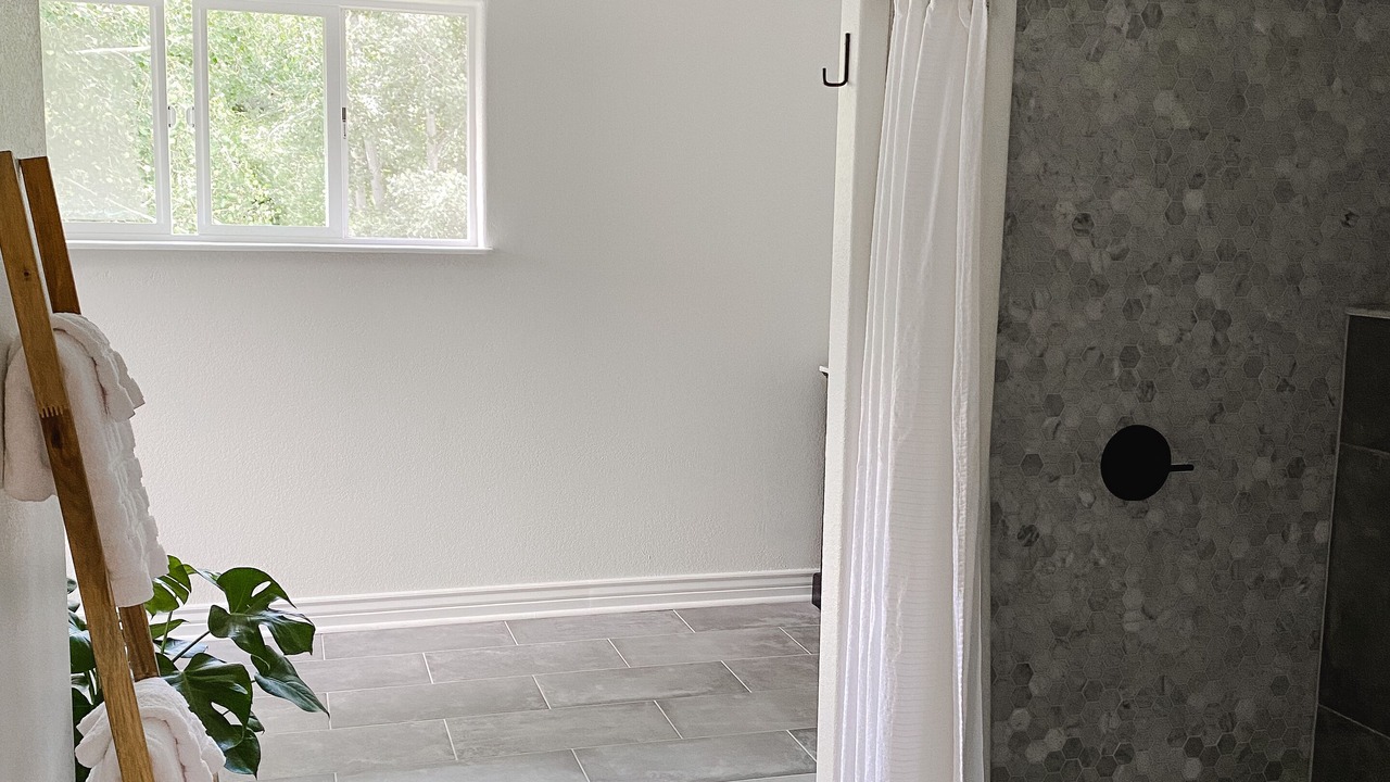 Photo of Bathroom in Dalton Ranch