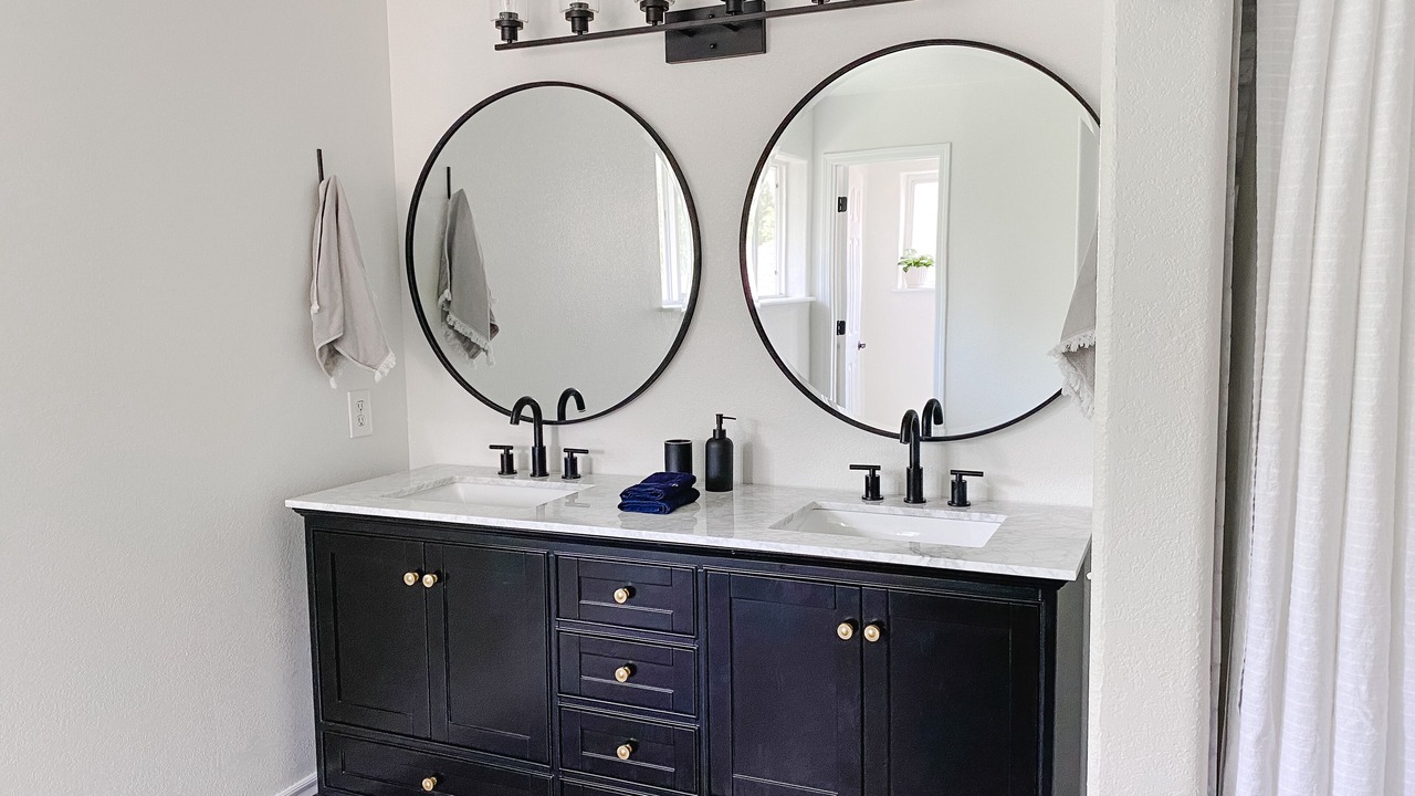 Photo of Bathroom in Dalton Ranch
