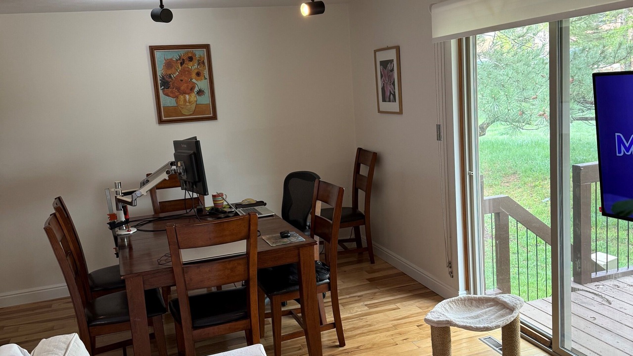Photo of Livingroom in Table Mesa