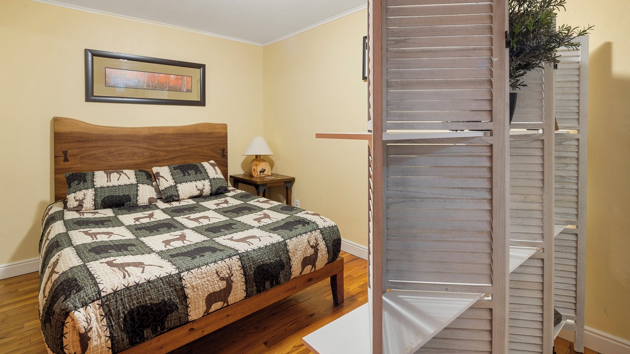Photo of Bedroom in Evergreen