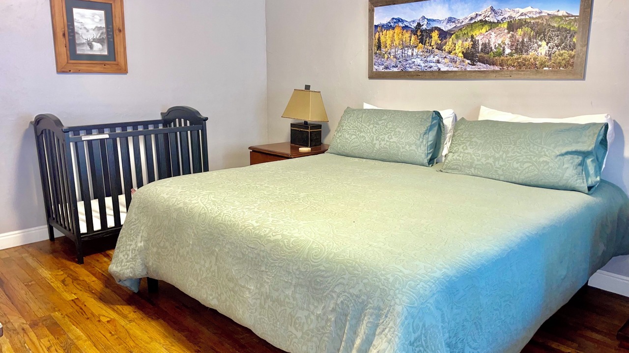 Photo of Bedroom in Evergreen