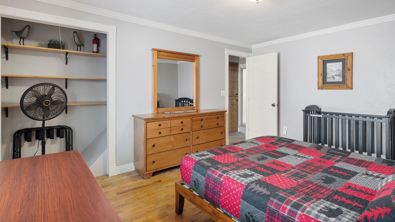 Photo of Bedroom in Evergreen