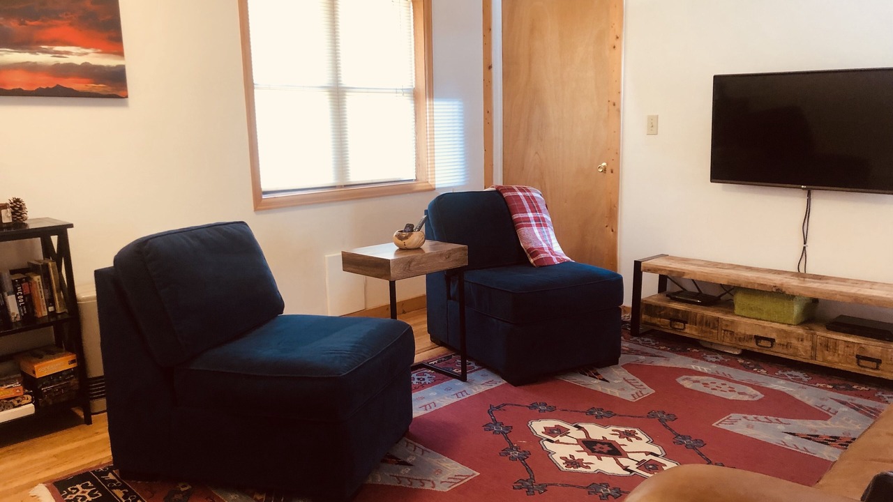 Photo of Livingroom in Lake City