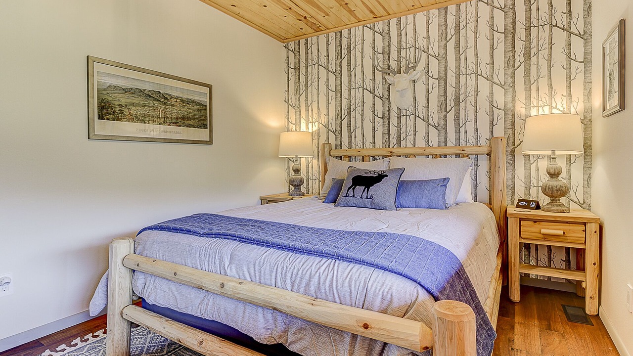 Photo of Bedroom in Cripple Creek