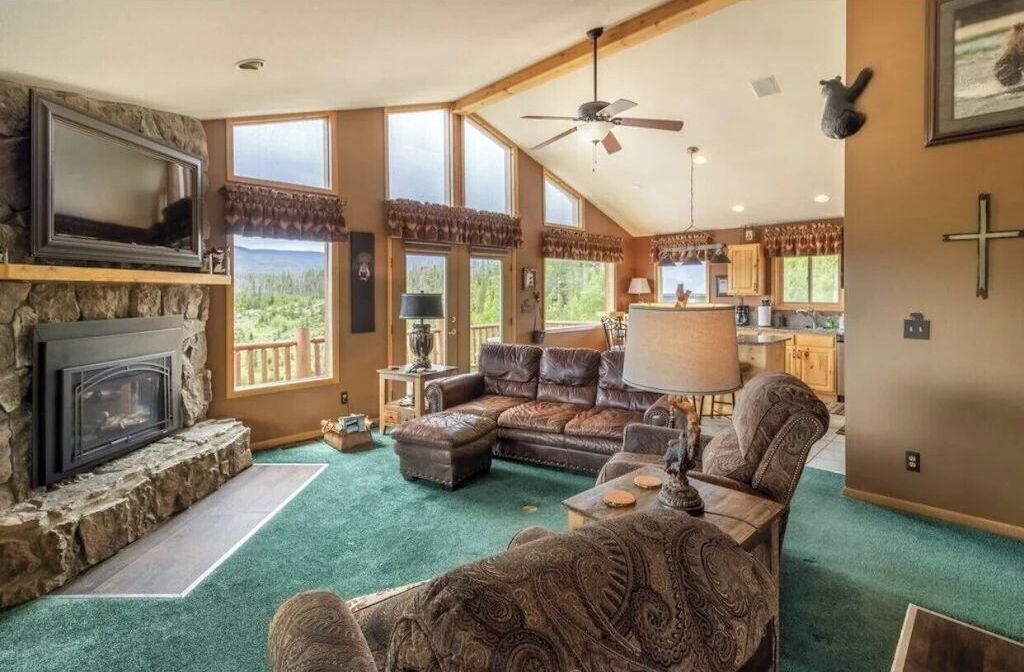Photo of Livingroom in Grand Lake