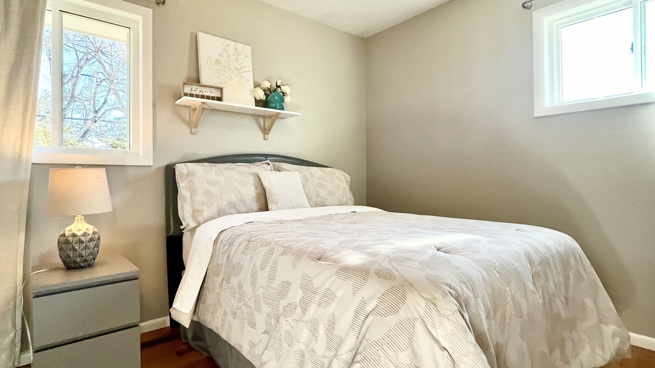 Photo of Bedroom in Old North Boulder