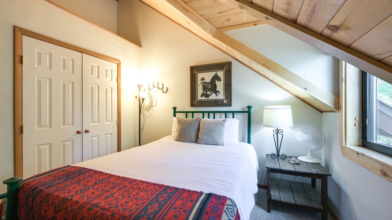 Photo of Bedroom in Pagosa Springs