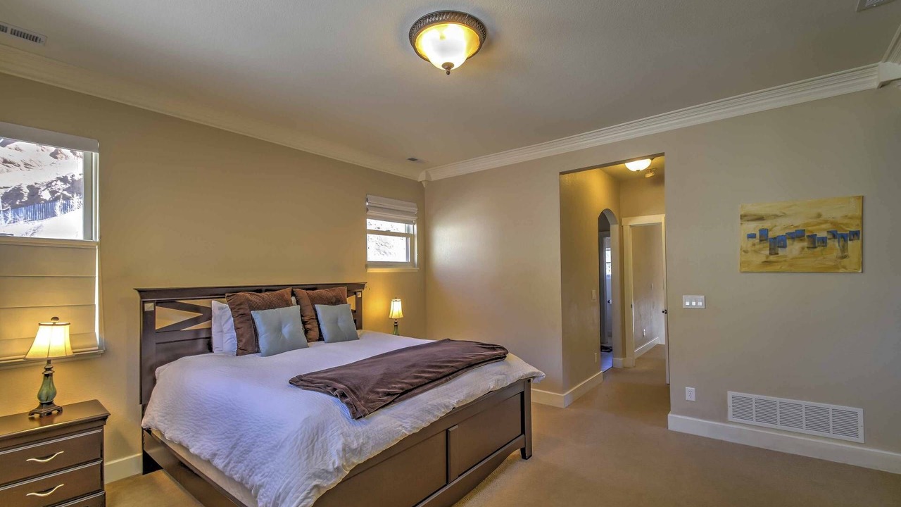 Photo of Livingroom in Manitou Springs