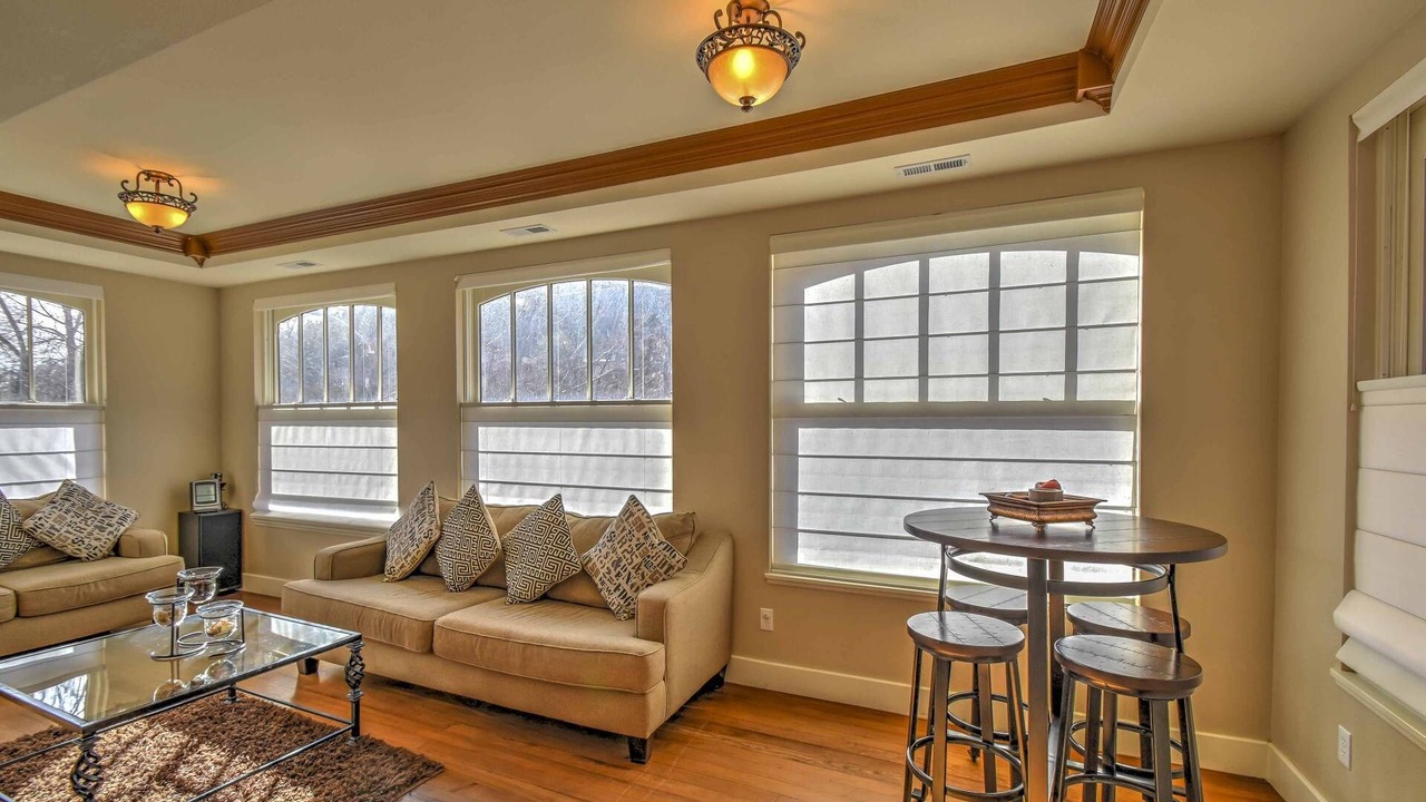 Photo of Livingroom in Manitou Springs