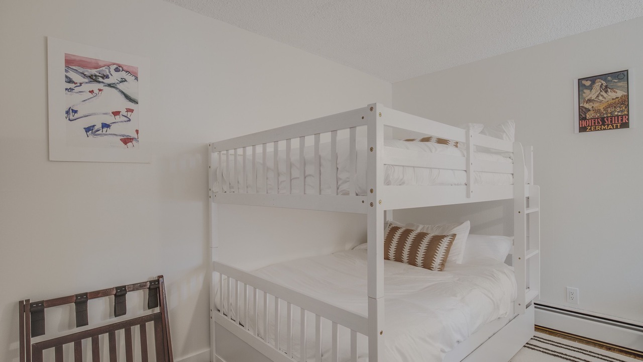 Photo of Bedroom in Boulder Ridge
