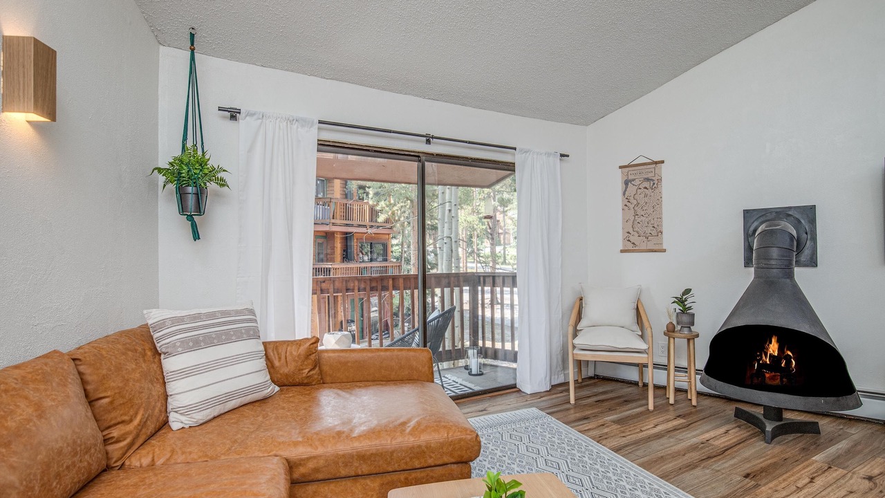 Photo of Livingroom in Boulder Ridge