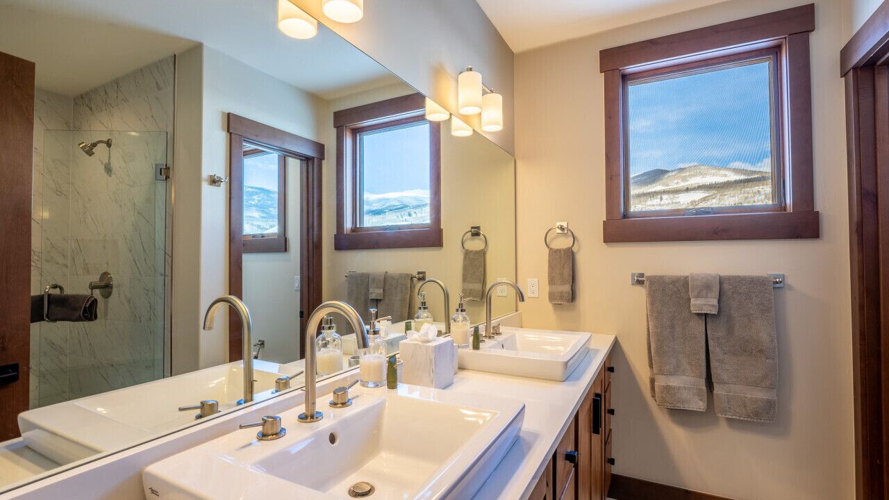 Photo of Bathroom in Silverthorne