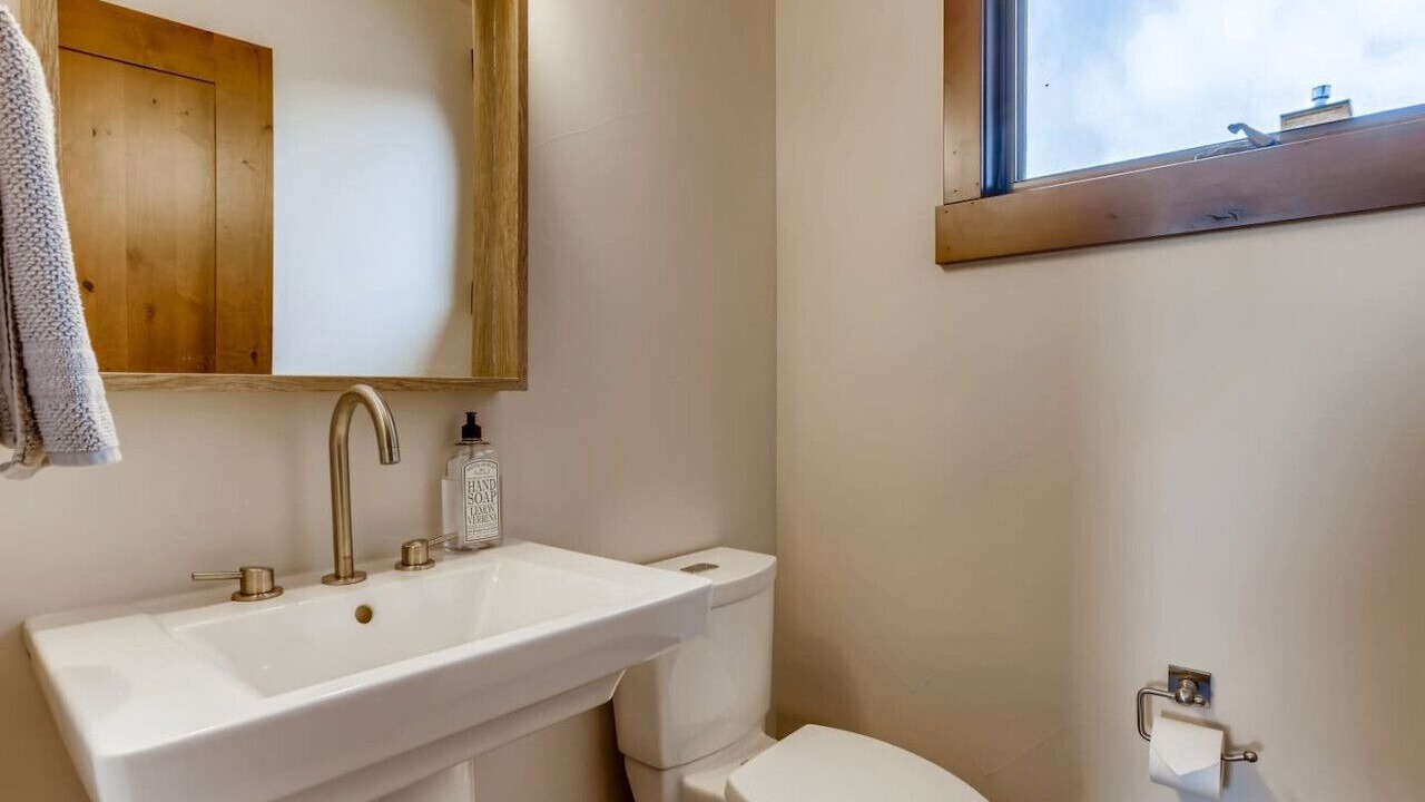 Photo of Bedroom in Silverthorne