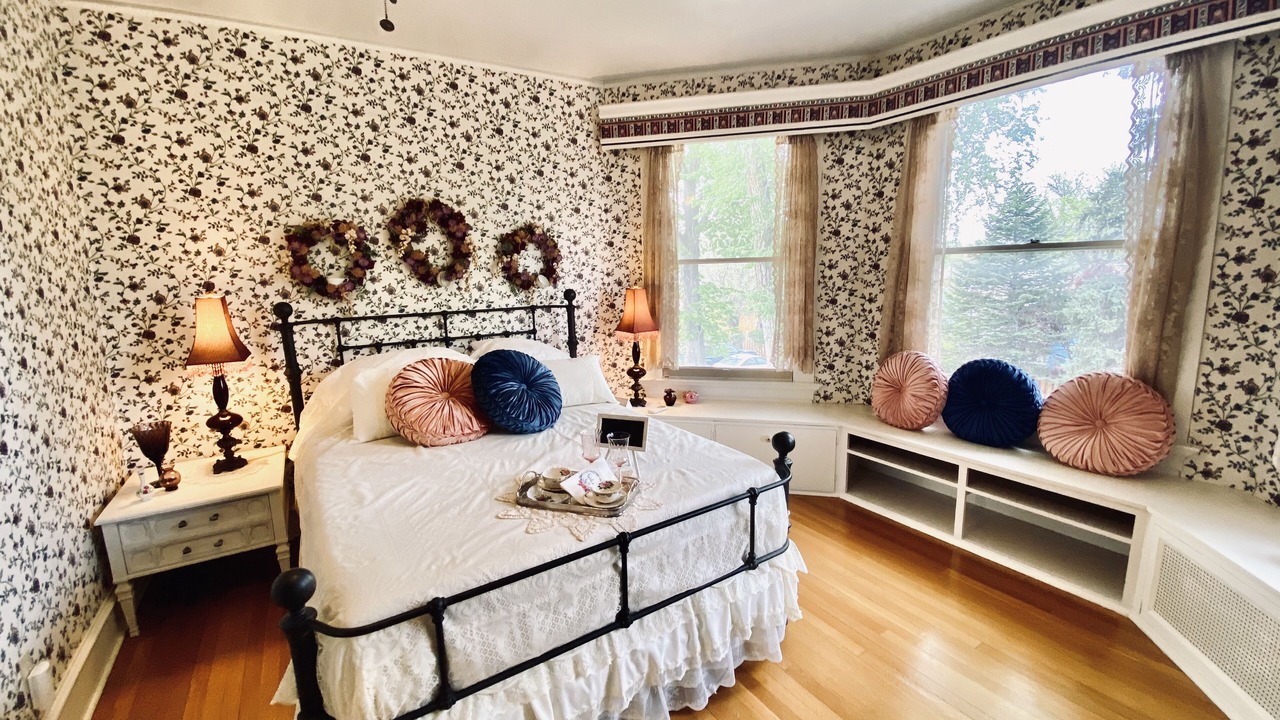 Photo of Bedroom in Pueblo