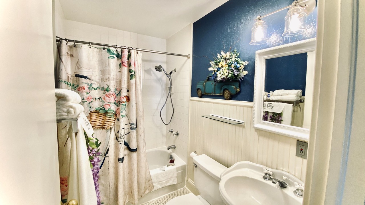 Photo of Bathroom in Pueblo