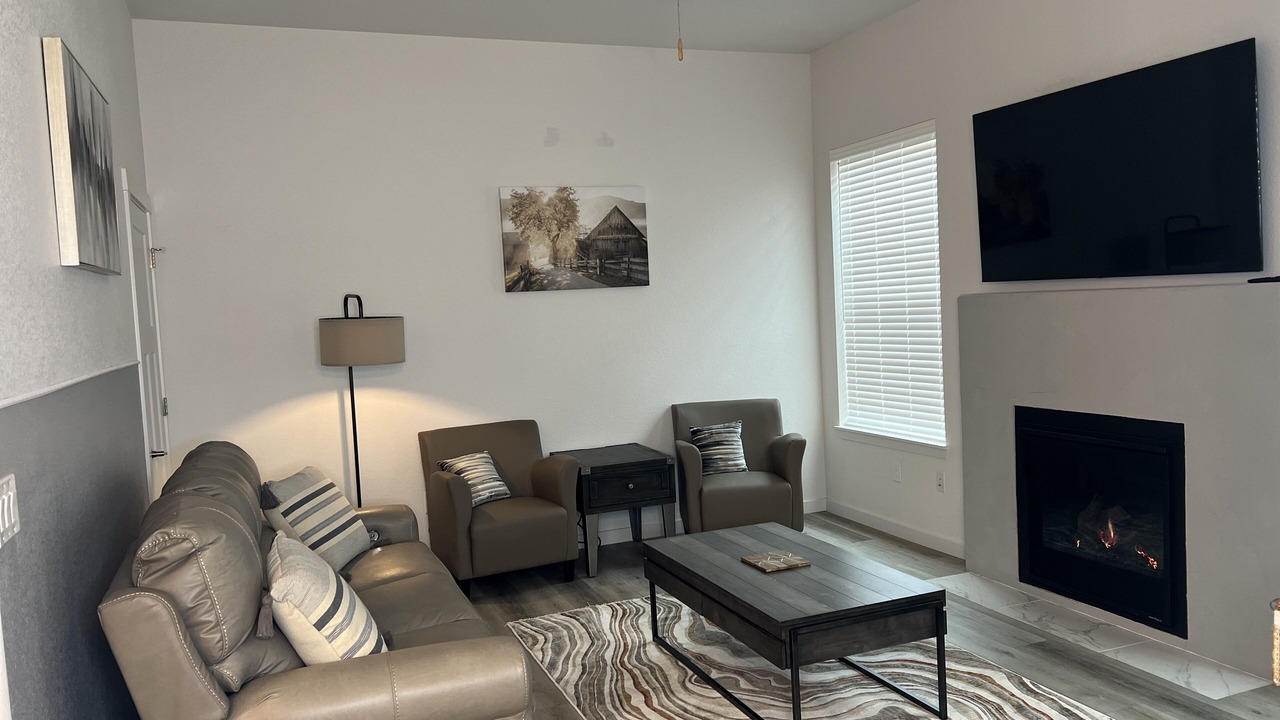 Photo of Livingroom in Skyway