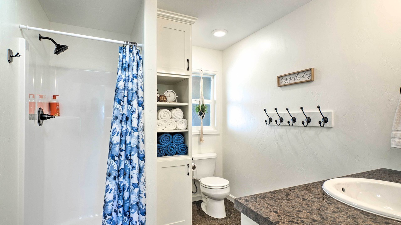 Photo of Bathroom in Lincoln Park