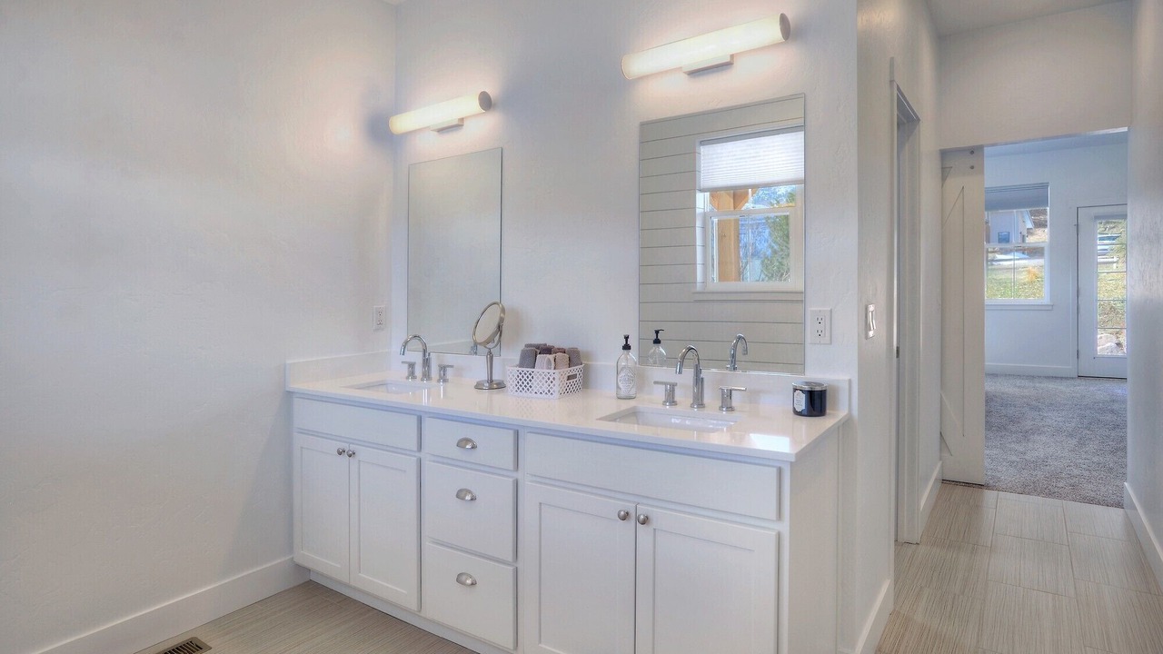 Photo of Bathroom in Hermosa